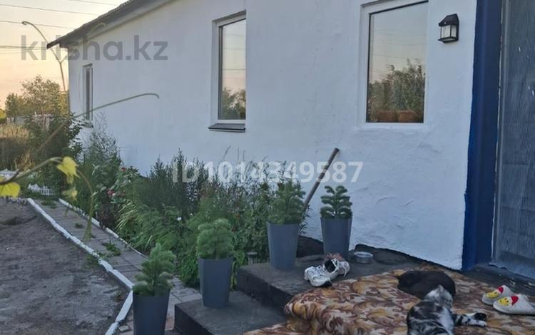 Жеке үй · 4 бөлме · 63 м² · 6 жүзд., Пришахтинск ш/а., Сурикова 89, бағасы: 13 млн ₸ в Караганде, Алихана Бокейханова р-н — фото 2