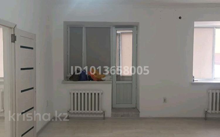 1-бөлмелі пәтер · 37.8 м² · 1/5 қабат, Левый берег 4квартал 16 — Орда мектеп, бағасы: 130 000 ₸ в  — фото 2