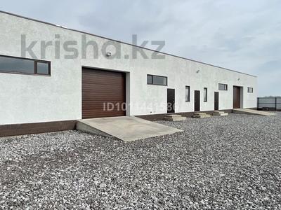 Склады · 300 м² за 800 000 ₸ в Актобе, жилой массив Заречный-3