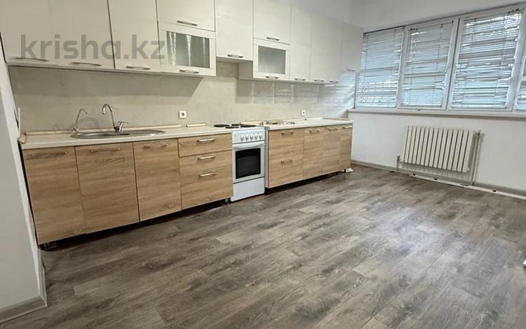 2-комнатная квартира · 93 м² · 1/16 этаж, мкр Шугыла, Жуалы 1 за 250 000 ₸ в Алматы, Наурызбайский р-н — фото 2