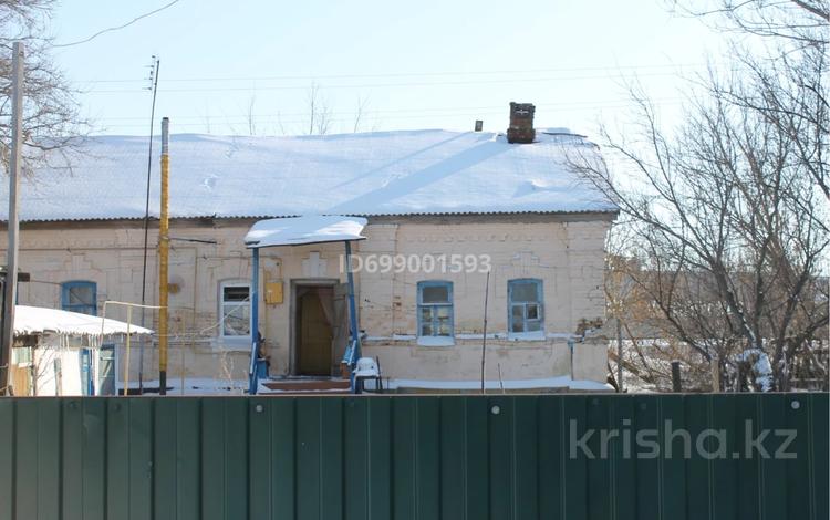 Жеке үй · 3 бөлме · 60 м² · 14 жүзд., Абая Кунанбаева — Координаты на карте 51.264313, 51.062036, бағасы: 2.2 млн ₸ в Уральске — фото 8