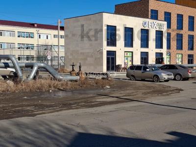 Отдельный дом · 6 комнат · 500 м² · 8 сот., Шукер Еркинова 31 — Баянды за 35 млн 〒 в Атырау, мкр Привокзальный-5
