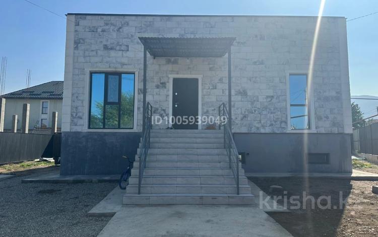 Отдельный дом · 4 комнаты · 137 м² · 5 сот., Өркен 45 за 53 млн 〒 в Кыргауылдах — фото 2