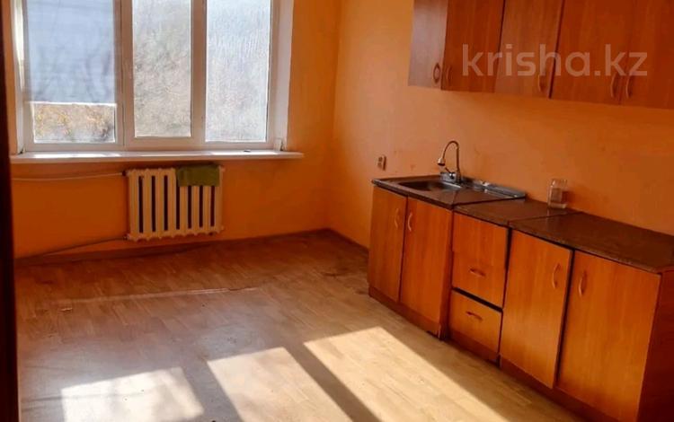 3-комнатная квартира · 60 м² · 4/5 этаж · помесячно, 4микр 27 за 160 000 〒 в Конаеве (Капчагай) — фото 2