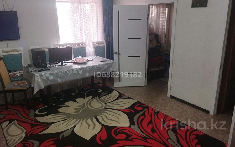 3-комнатная квартира, 69.3 м², 4/4 этаж, Байконурова 123а за 19 млн 〒 в Жезказгане — фото 2