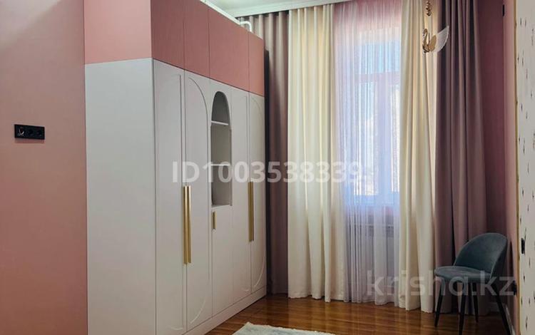 3-бөлмелі пәтер · 124 м² · 8/10 қабат, 18 микрорайон 28, бағасы: 58 млн ₸ в Актау, 18-й мкр  — фото 2