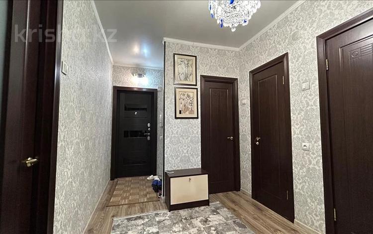 2-комнатная квартира, 56 м², 3/9 этаж, Молдагуловой за 39 млн 〒 в Алматы, Алмалинский р-н — фото 9