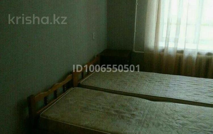 1 бөлме · 15 м², Серикбаева 1/1, бағасы: 140 000 ₸ в Усть-Каменогорске — фото 2
