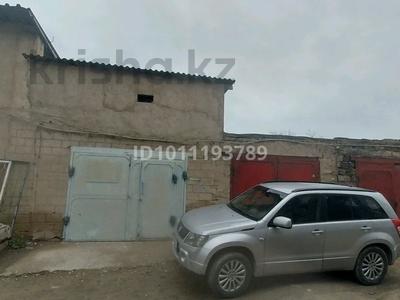 Гараж · 3Б мкр — Гск &amp;quot;Смена&amp;quot;, ориентир техноцентр &amp;quot;У НИКОЛАЯ&amp;quot;, бағасы: 4 млн 〒 в Актау