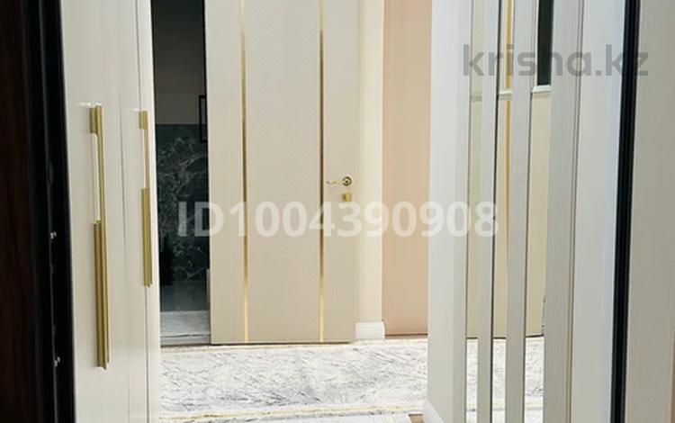 2-комнатная квартира · 40 м² · 11/12 этаж, Байдибек би 115/10 за 28 млн ₸ в Шымкенте, Каратауский р-н — фото 2