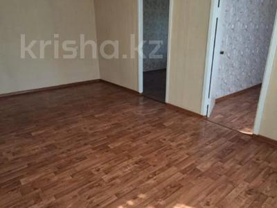 4-комнатная квартира · 65 м² · 4/5 этаж, Набережная Славского 24А за 30.6 млн 〒 в Усть-Каменогорске