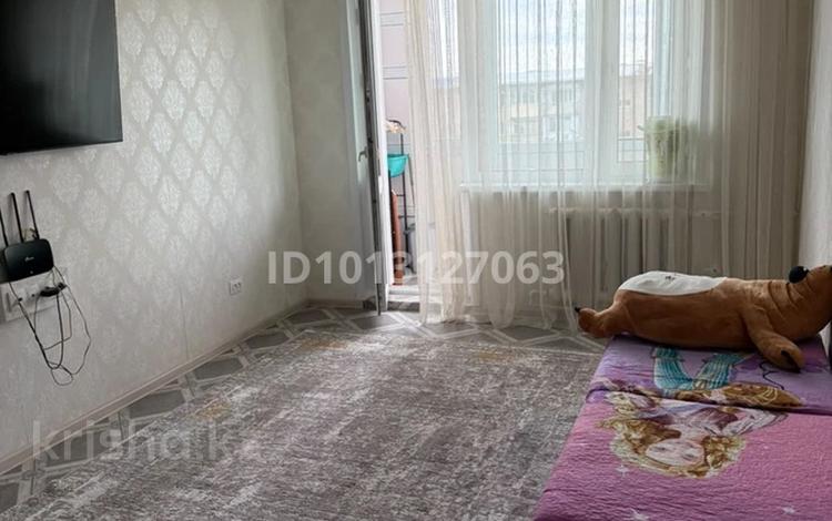 3-бөлмелі пәтер · 62.1 м² · 5/5 қабат, Юго-Восток ш/а., Муканова 6/2, бағасы: 23 млн ₸ в Караганде, Казыбек би р-н — фото 2