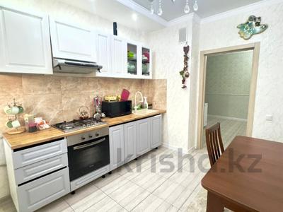 2-бөлмелі пәтер · 107.6 м² · 4/4 қабат, Бокенбай батыра 153/4 — Алтын бала, бағасы: 27.5 млн ₸ в Актобе, квартал Авиатор-2