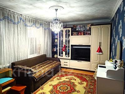 Продажа домов и дачи в Карагандинской обл.: Часть дома · 3 комнаты · 64 м² · 6 сот., Пришахтинск, Байсеитовой за 17 млн 〒 Часть дома · 3 комнаты · 64 м² · 6 сот., Пришахтинск, Байсеитовой за 17 млн 〒 в Караганде, Алихана Бокейханова р-н