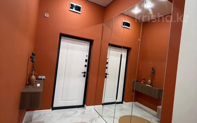 2-бөлмелі пәтер · 55 м² · 8/12 қабат, 17-ш/а. 114, бағасы: 26 000 ₸ в Актау, 17-й мкр — фото 2