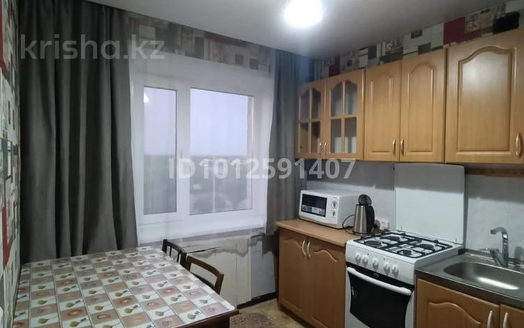 1-бөлмелі пәтер · 30 м² · 4/5 қабат, проспект Абая Кунанбаева 70, бағасы: 80 000 ₸ в Шахтинске — фото 2
