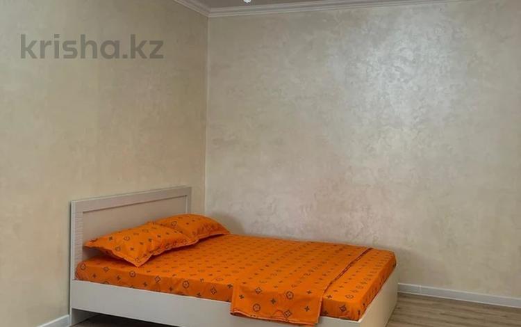 1-комнатная квартира · 40 м² · 3/12 этаж, мкр Кайтпас 1, Байдибек би 116 за 170 000 ₸ в Шымкенте, Каратауский р-н — фото 2