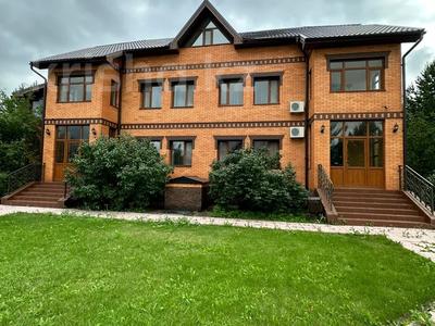 Отдельный дом · 8 комнат · 600 м² · 10 сот., Окжетпес 5 за 270 млн ₸ в Бурабае