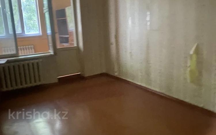 3-бөлмелі пәтер · 65 м² · 4/5 қабат, 15-шағынаудан — Жандосова, бағасы: 120 000 ₸ в Шымкенте, Аль-Фарабийский р-н — фото 2