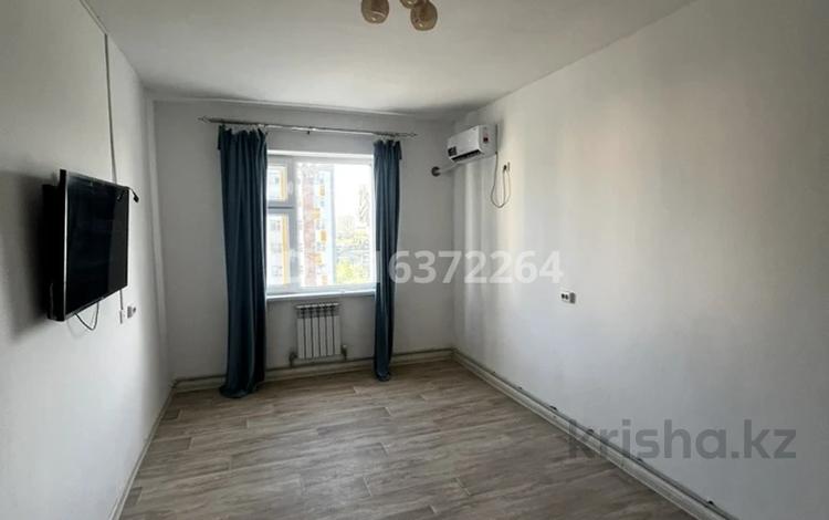 1-бөлмелі пәтер · 36 м² · 5/7 қабат, Есімхан даңғылы 17/8 — Мұз сарайының жанында, бағасы: 80 000 ₸ в Туркестане — фото 2