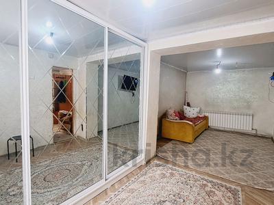 Үйдің бір бөлігі · 3 бөлме · 70 м² · 6 сот., мкр Шанырак-1 — Кобыланды 20, бағасы: 150 000 〒 в Алматы, Алатауский р-н