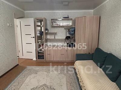 1-комнатная квартира, 35.2 м², 1/5 этаж, глинки 35 17 — Шәкәрім университетіне қарама-қарсы,ВВ маркет аптека жанында за 12 млн 〒 в Семее