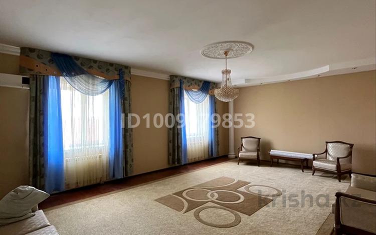 Отдельный дом · 8 комнат · 350 м² · 15 сот., Боқан ұлы 16А — Возле гостиницы Арна за 45 млн ₸ в Бейнеу — фото 3