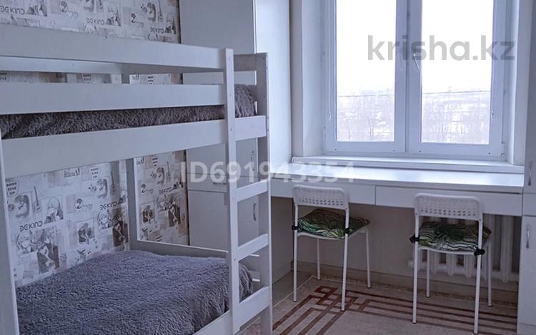 3-комнатная квартира, 66 м², 3/10 этаж, Сатпаева 12 за 21 млн 〒 в Экибастузе — фото 2