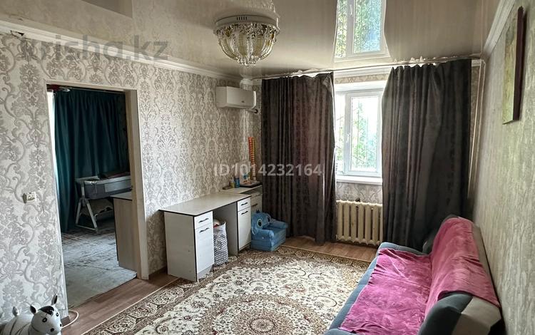 2-комнатная квартира · 45 м² · 3/3 этаж, Байзак батыра 223 за 140 000 ₸ в Таразе — фото 2