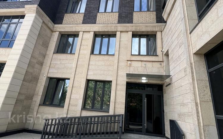 3-комнатная квартира · 99.3 м² · 1/4 этаж, Крылова 58а за 42.7 млн ₸ в Караганде, Казыбек би р-н — фото 2