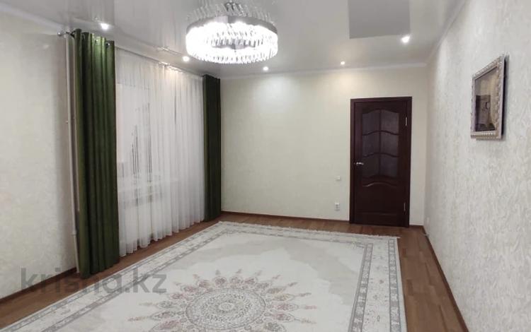 3-бөлмелі пәтер · 96.6 м² · 1/5 қабат, мкр. Алтын орда, Санкибай батыра, бағасы: 42 млн ₸ в Актобе — фото 2