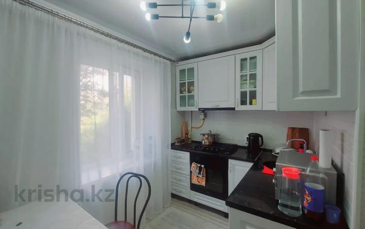 3-бөлмелі пәтер · 56.7 м² · 5/9 қабат, Пр. Строителей, бағасы: 23 млн ₸ в Караганде — фото 11