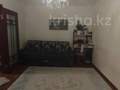 1-комнатная квартира · 33 м² · 9/10 этаж, мкр 11 за 12.2 млн 〒 в Актобе