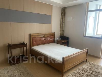 3-комнатная квартира · 100 м² · 7 этаж, Кошкарбаева 10 4 за 600 000 ₸ в Астане, Сарайшык р-н