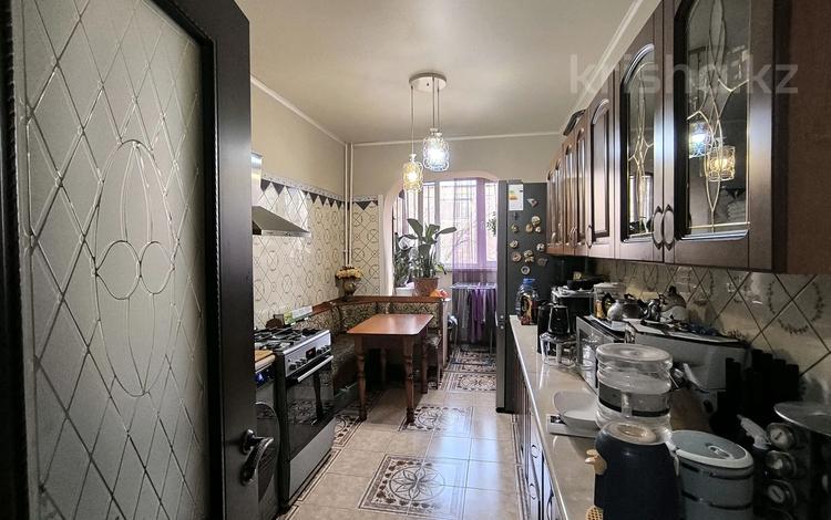 2-комнатная квартира · 54 м² · 4/5 этаж, мкр Айнабулак-2 за 36 млн ₸ в Алматы, Жетысуский р-н — фото 2