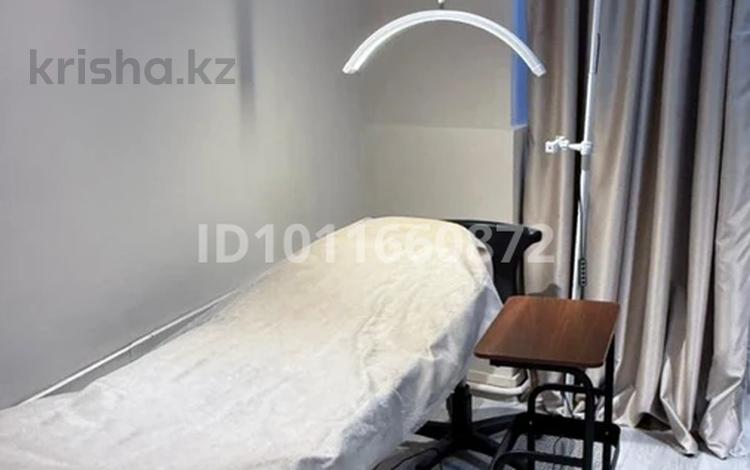 Сұлулық салондары, студиялар · 19 м², бағасы: 70 000 ₸ в Алматы, Бостандыкский р-н — фото 2