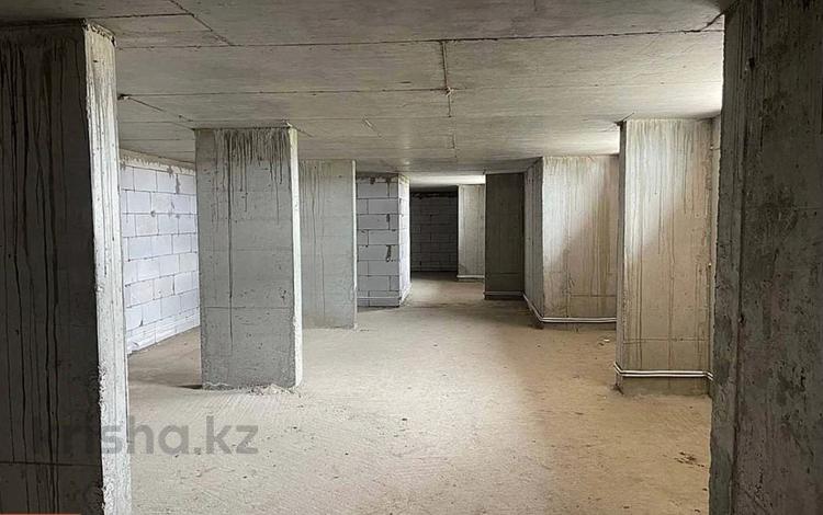 Еркін, кеңселер, дүкендер мен бутиктер, қоймалар, қоғамдық тамақтану орны, сұлулық салондары, фитнес және спорт, медорталықтар мен дәріханалар, білім орталықтары, ойын-сауық, конференц-залдар, кабинеттер және жұмыс орындары, студиялар · 90 м², бағасы: 225 000 ₸ в Астане, Сарайшык р-н — фото 2