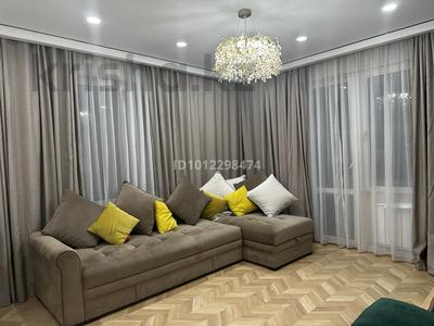 2-комнатная квартира · 60 м² · 9/15 этаж, Райымбека 210 за 65 млн ₸ в Алматы, Алмалинский р-н