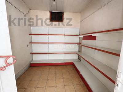 Толеби 19 на против базар акбар · 10 м², бағасы: 19 млн ₸ в Шымкенте, Аль-Фарабийский р-н