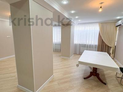 Продажа квартир в Жетысу обл.: 4-комнатная квартира · 131 м² · 4/5 этаж, микр. Бирлик за 47 млн 〒 4-комнатная квартира · 131 м² · 4/5 этаж, микр. Бирлик за 47 млн 〒 в Талдыкоргане, мкр Бирлик