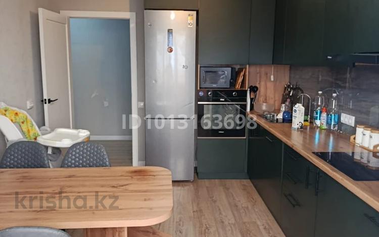 3-комнатная квартира · 85 м² · 9/9 этаж, мкр Юго-Восток, Муканова 82 за 42 млн ₸ в Караганде, Казыбек би р-н — фото 15