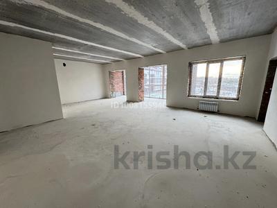 5-комнатная квартира · 178 м² · 2/4 этаж, ​Улица Набережная, 25Б 25/8 за 75 млн 〒 в Петропавловске