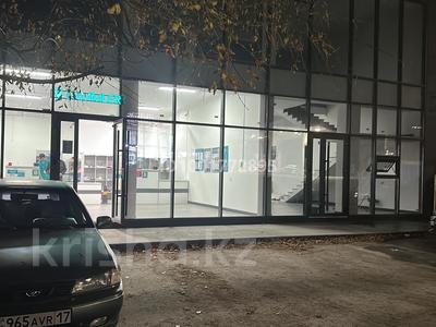 Офисы, магазины и бутики, общепит, медцентры и аптеки, кабинеты и рабочие места, студии · 700 м² за ~ 4.6 млн 〒 в Шымкенте, Аль-Фарабийский р-н