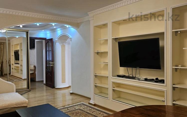 4-бөлмелі пәтер · 85 м² · 2/5 қабат, Оразбаева — Досааф, бағасы: 30 млн ₸ в Уральске — фото 2