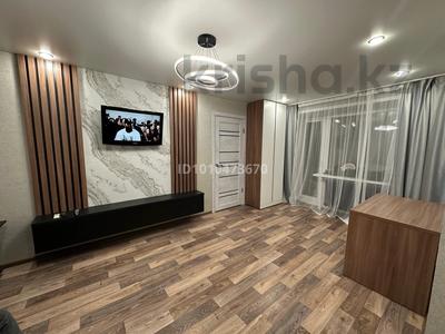 2-комнатная квартира · 43 м² · 5/5 этаж, Горняков 84 за 135 000 〒 в Рудном