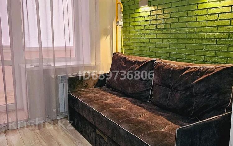 1-комнатная квартира · 60 м² · 4/5 этаж, Абая 108 — Сити центр за 15 000 ₸ в Уральске — фото 2