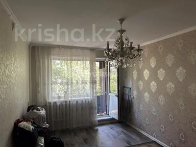 3-комнатная квартира · 67 м² · 3/5 этаж, Майкудук, Восток 2 8 — Торговый дом Ануар за 23 млн ₸ в Караганде, Алихана Бокейханова р-н