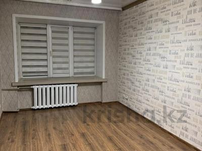 4-комнатная квартира · 100 м² · 1/5 этаж, Рыскулбекова 6 за 40 млн 〒 в Семее