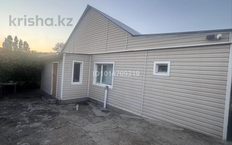 Отдельный дом · 4 комнаты · 90 м² · 6 сот., Восточный 3 линия 5 за 19 млн ₸ в Семее — фото 2