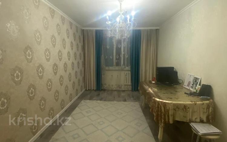 3-бөлмелі пәтер · 70 м² · 3/5 қабат, Восток-2 ш/а., бағасы: 23 млн ₸ в Караганде, Алихана Бокейханова р-н — фото 2